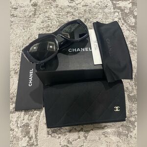 CHANEL Black Sunglasses